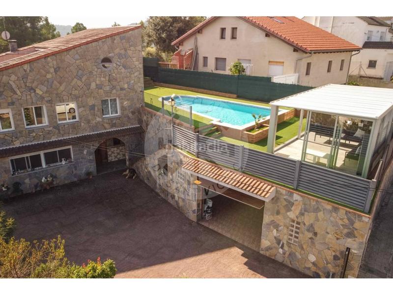 Foto ba4d985b-4cdd-4495-b703-59c93f8906d4. Casa amb calefacció aparcament piscina a Castellgalí Foto ba4d985b-4cdd-4495-b703-59c93f8906d4. Casa amb calefacció aparcament piscina a Castellgalí