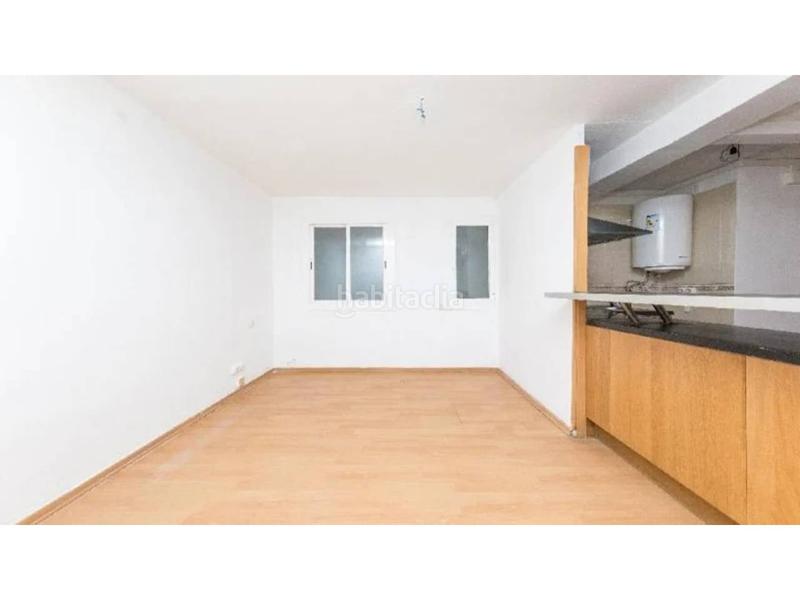 Foto e1aa3593-206f-40dc-9974-b00b0fe2fa97. Oficina  en venta en calle alexandre de torrelles en Barcelona Foto e1aa3593-206f-40dc-9974-b00b0fe2fa97. Oficina  en venta en calle alexandre de torrelles en Barcelona