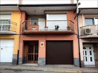 Reihenhaus in Carrer congost (el), 42. Casa a una sola planta Reihenhaus in Carrer congost (el), 42. Casa a una sola planta