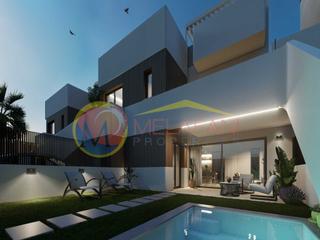 Casa  N/a. Bungalows muy bonitos en una ubicación excelente Casa  N/a. Bungalows muy bonitos en una ubicación excelente