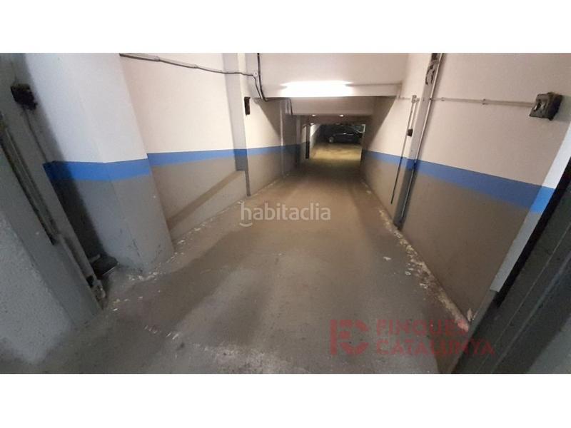 Foto 71575f53-3cd1-4960-96e4-7bc560972d9d. Aparcament cotxe a Centre Salt Foto 71575f53-3cd1-4960-96e4-7bc560972d9d. Aparcament cotxe a Centre Salt