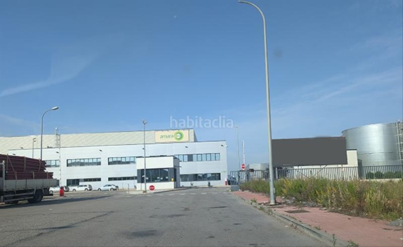 Foto 504aeb4e-1149-4527-94ae-248a597d905b. Solar industrial a Meco pueblo Meco Foto 504aeb4e-1149-4527-94ae-248a597d905b. Solar industrial a Meco pueblo Meco