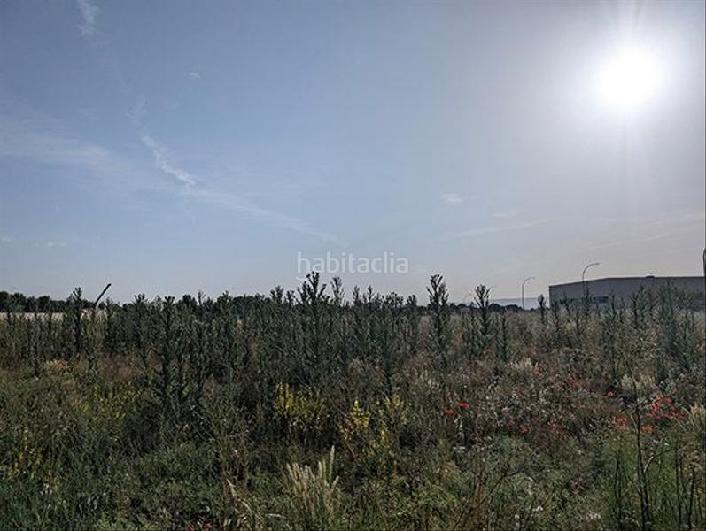 Foto fb35eac1-8c8f-47d8-887d-8cc9c2038fac. Solar industrial a Meco pueblo Meco Foto fb35eac1-8c8f-47d8-887d-8cc9c2038fac. Solar industrial a Meco pueblo Meco