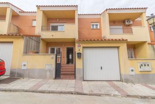Reihenhaus Calle josé m gómez jane 2. Oportunidad única! espectacular chalet adosado en recas. Reihenhaus Calle josé m gómez jane 2. Oportunidad única! espectacular chalet adosado en recas.
