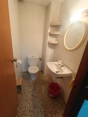 Lloguer Local Comercial a Centre. Local zona mercat Lloguer Local Comercial a Centre. Local zona mercat