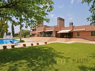 Xalet en Algoda-Matola. Villa extraordinaria para un deportista de elite Xalet en Algoda-Matola. Villa extraordinaria para un deportista de elite