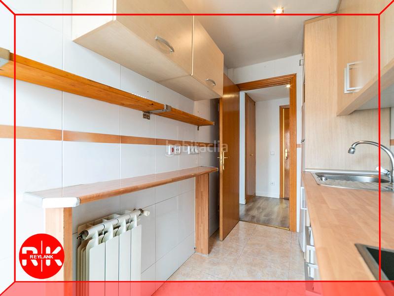 Foto de3e7d76-ca11-4eb0-876e-5b5748a0dc8c. Duplex con riscaldamento in Valleaguado-La Cañada Coslada Foto de3e7d76-ca11-4eb0-876e-5b5748a0dc8c. Duplex con riscaldamento in Valleaguado-La Cañada Coslada