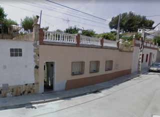 Haus Carrer cardedeu. En plena naturaleza Haus Carrer cardedeu. En plena naturaleza