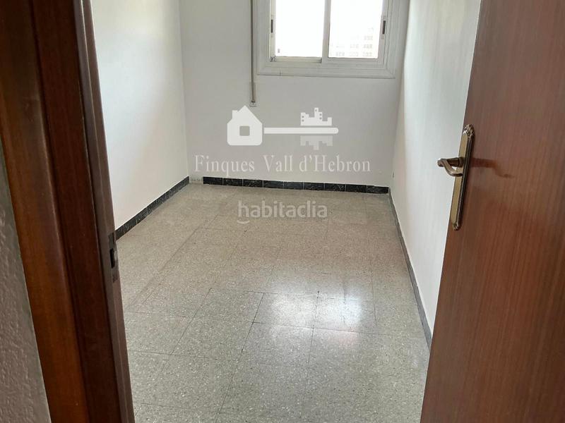 Foto 0dba5ccc-7dbc-4c1e-b93d-e5bd340f22d3. Dúplex a Montbau Barcelona Foto 0dba5ccc-7dbc-4c1e-b93d-e5bd340f22d3. Dúplex a Montbau Barcelona