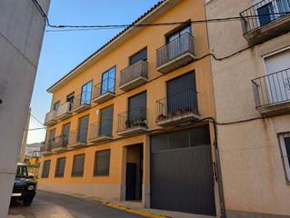 Pis a Carrer de sant miquel 23. Piso en horta de sant joan Pis a Carrer de sant miquel 23. Piso en horta de sant joan