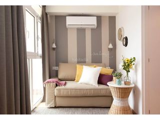 Alquiler Loft en St. Pere - Sta. Caterina - El Born. Loft reformado de 35m2 en ciutat vella.1 habitación doble. 1 bañ Alquiler Loft en St. Pere - Sta. Caterina - El Born. Loft reformado de 35m2 en ciutat vella.1 habitación doble. 1 bañ