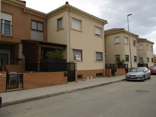 Dúplex Calle limoneros. Para entrar a vivir Dúplex Calle limoneros. Para entrar a vivir