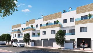 Semi detached house in Bigastro. Primero con 3 habitaciones, parking, piscina comunitaria, calefa Semi detached house in Bigastro. Primero con 3 habitaciones, parking, piscina comunitaria, calefa
