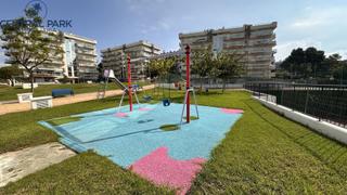 Piano terra Calle viladomat. Vivienda en planta baja con extensa terraza, con parking y licen Piano terra Calle viladomat. Vivienda en planta baja con extensa terraza, con parking y licen