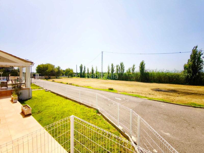 Foto 3c43acac-6c4a-4984-9796-a4e50e49cd07. Xalet amb aparcament piscina a El Marenyet Cullera Foto 3c43acac-6c4a-4984-9796-a4e50e49cd07. Xalet amb aparcament piscina a El Marenyet Cullera