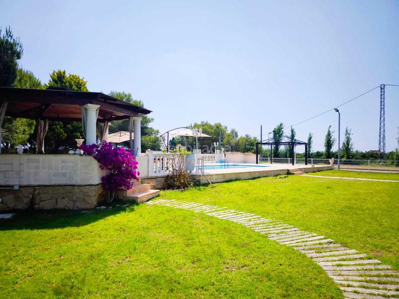 Foto 97d6ee2e-2736-4fd4-a723-e1cc8745de32. Xalet amb aparcament piscina a El Marenyet Cullera Foto 97d6ee2e-2736-4fd4-a723-e1cc8745de32. Xalet amb aparcament piscina a El Marenyet Cullera