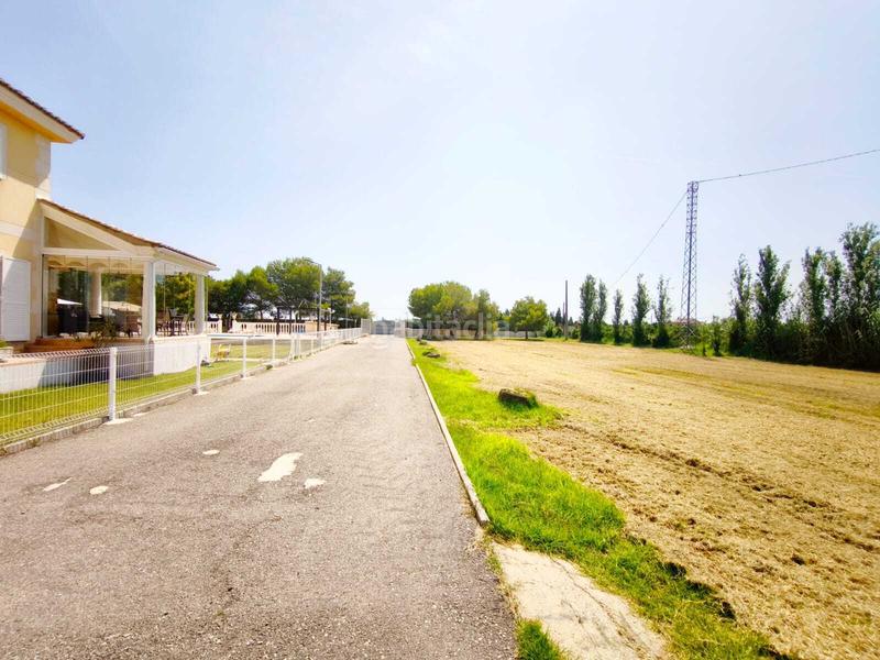 Foto 9851394e-2b69-40c1-8823-29eb9d0b2743. Xalet amb aparcament piscina a El Marenyet Cullera Foto 9851394e-2b69-40c1-8823-29eb9d0b2743. Xalet amb aparcament piscina a El Marenyet Cullera