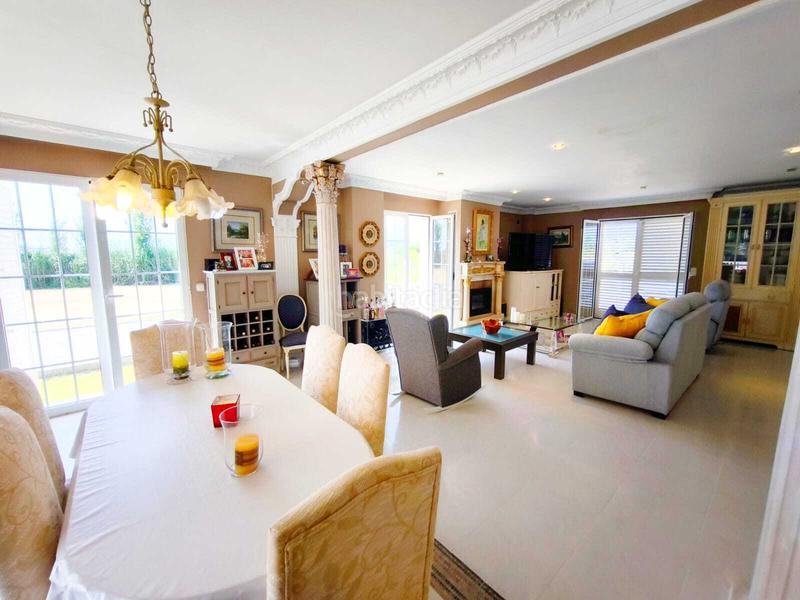 Foto c15597f8-58d9-4fe3-9c3e-55388337e2f0. Xalet amb aparcament piscina a El Marenyet Cullera Foto c15597f8-58d9-4fe3-9c3e-55388337e2f0. Xalet amb aparcament piscina a El Marenyet Cullera