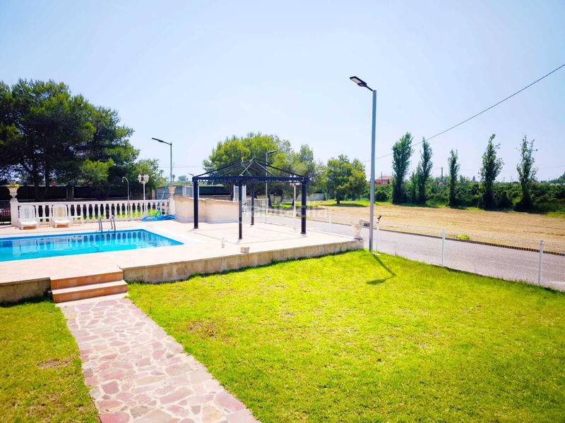 Foto d84defe7-b33f-47ab-b554-58791147a2d4. Xalet amb aparcament piscina a El Marenyet Cullera Foto d84defe7-b33f-47ab-b554-58791147a2d4. Xalet amb aparcament piscina a El Marenyet Cullera