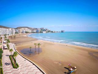 Appartamento in Racó. Apartamento situado en primera línea de la playa del racó de cul Appartamento in Racó. Apartamento situado en primera línea de la playa del racó de cul