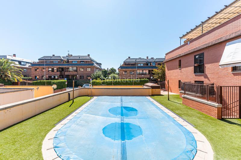 Foto 1eecefda-bdb3-4c0a-9702-4dc26c74f1ed. Flat with heating pool in El Pinar-Punta Galea Rozas de Madrid (Las) Foto 1eecefda-bdb3-4c0a-9702-4dc26c74f1ed. Flat with heating pool in El Pinar-Punta Galea Rozas de Madrid (Las)