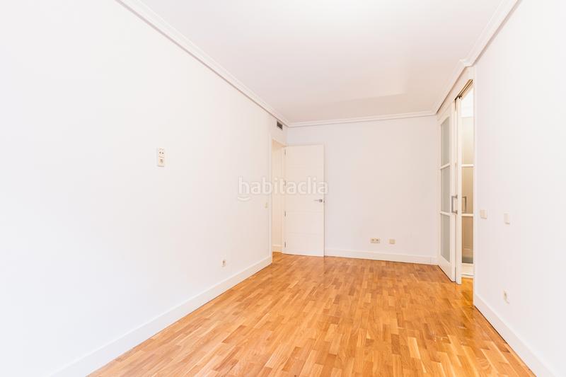 Foto 5398be11-e470-4121-bd1e-0882d20aa59f. Flat with heating pool in El Pinar-Punta Galea Rozas de Madrid (Las) Foto 5398be11-e470-4121-bd1e-0882d20aa59f. Flat with heating pool in El Pinar-Punta Galea Rozas de Madrid (Las)