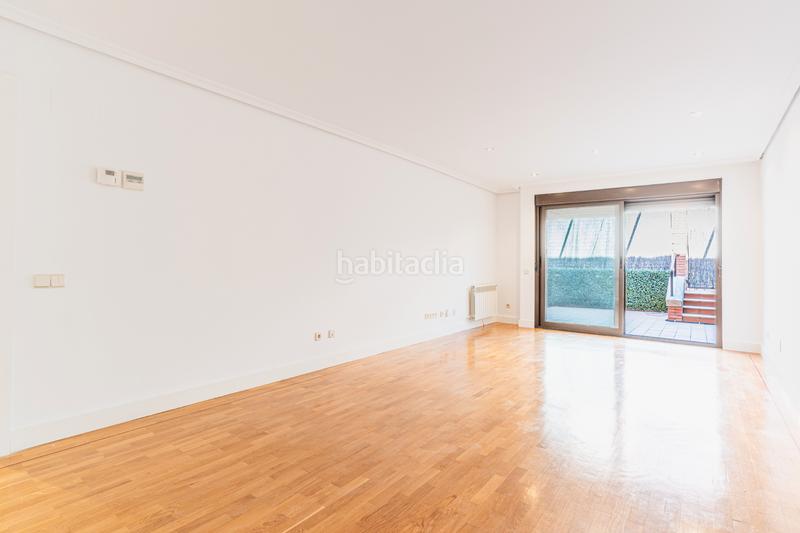 Foto b2811c1c-b04d-45a5-9f42-b0dc22833fcc. Flat with heating pool in El Pinar-Punta Galea Rozas de Madrid (Las) Foto b2811c1c-b04d-45a5-9f42-b0dc22833fcc. Flat with heating pool in El Pinar-Punta Galea Rozas de Madrid (Las)