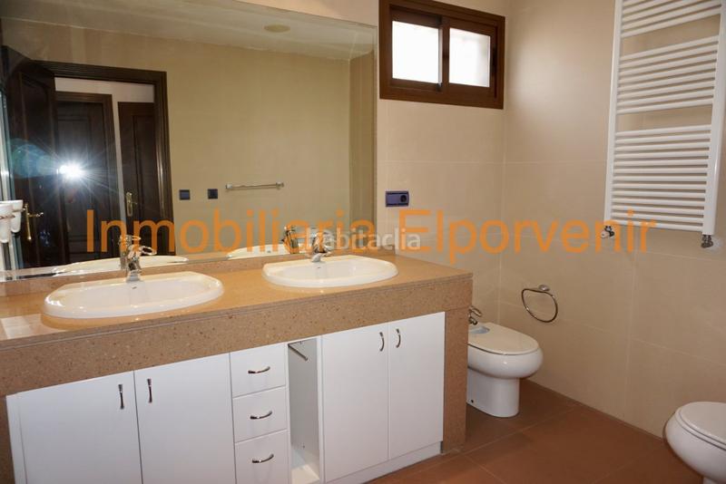 Foto 858bb48e-01cf-42c2-925f-e23aa3cc3ce3. Rent chalet with heating parking pool in El Vedat - Santa Apolonia Torrent Foto 858bb48e-01cf-42c2-925f-e23aa3cc3ce3. Rent chalet with heating parking pool in El Vedat - Santa Apolonia Torrent