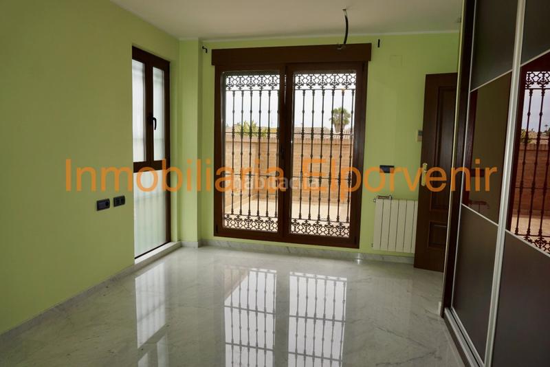 Foto 8b55192d-fe38-418e-9a6b-b3bbe48c8d9e. Affitto chalet con riscaldamento parcheggio piscina in Torrent Foto 8b55192d-fe38-418e-9a6b-b3bbe48c8d9e. Affitto chalet con riscaldamento parcheggio piscina in Torrent