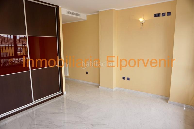 Foto cf5f44d2-9102-46b1-9ae7-3b38b4aae72d. Affitto chalet con riscaldamento parcheggio piscina in Torrent Foto cf5f44d2-9102-46b1-9ae7-3b38b4aae72d. Affitto chalet con riscaldamento parcheggio piscina in Torrent