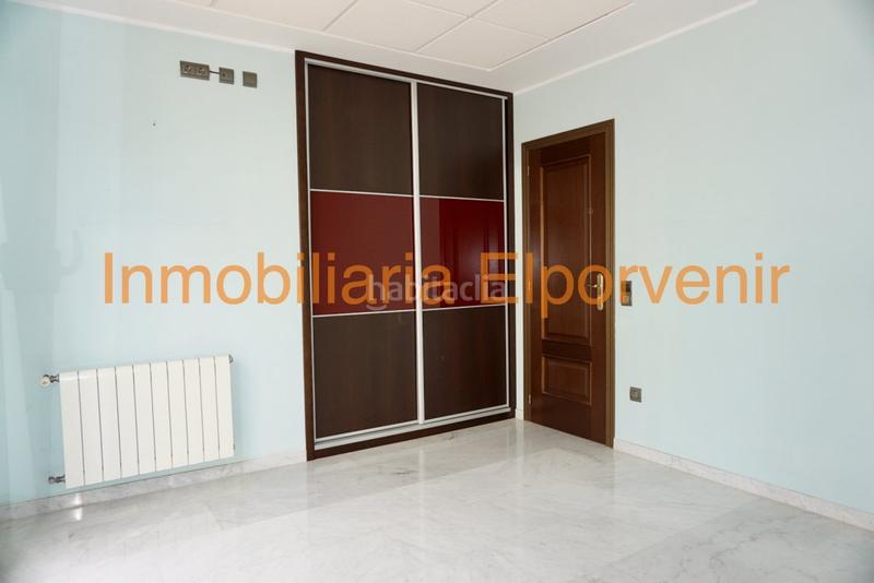 Foto 2d51ed09-95ec-4c5a-8659-c7039edc7d55. Lloguer xalet amb calefacció aparcament piscina a Torrent Foto 2d51ed09-95ec-4c5a-8659-c7039edc7d55. Lloguer xalet amb calefacció aparcament piscina a Torrent