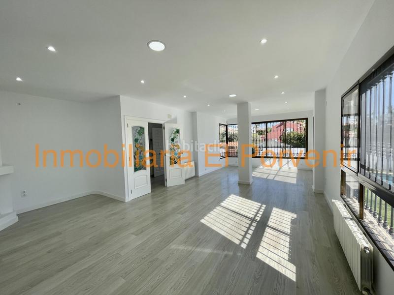 Foto f1a2c027-0eb2-41be-8fd8-ee7f01c6957e. Rent chalet with heating parking pool in El Vedat - Santa Apolonia Torrent Foto f1a2c027-0eb2-41be-8fd8-ee7f01c6957e. Rent chalet with heating parking pool in El Vedat - Santa Apolonia Torrent