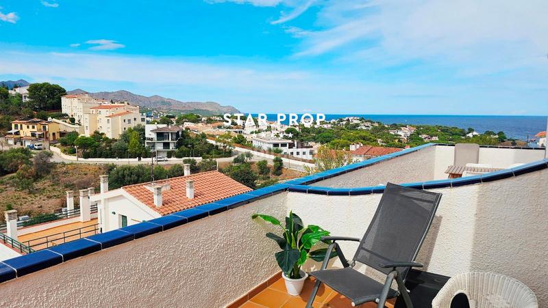 Foto 7a8d58bd-9d24-4a94-a772-744ecff2c366. Piso terraza, sol y vistas al mar en Cau del Llop - Super Fener - Fener Llançà Foto 7a8d58bd-9d24-4a94-a772-744ecff2c366. Piso terraza, sol y vistas al mar en Cau del Llop - Super Fener - Fener Llançà