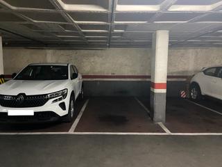 Posto auto  Novell. Plaza de parking en barcelona en les corts  novell Posto auto  Novell. Plaza de parking en barcelona en les corts  novell