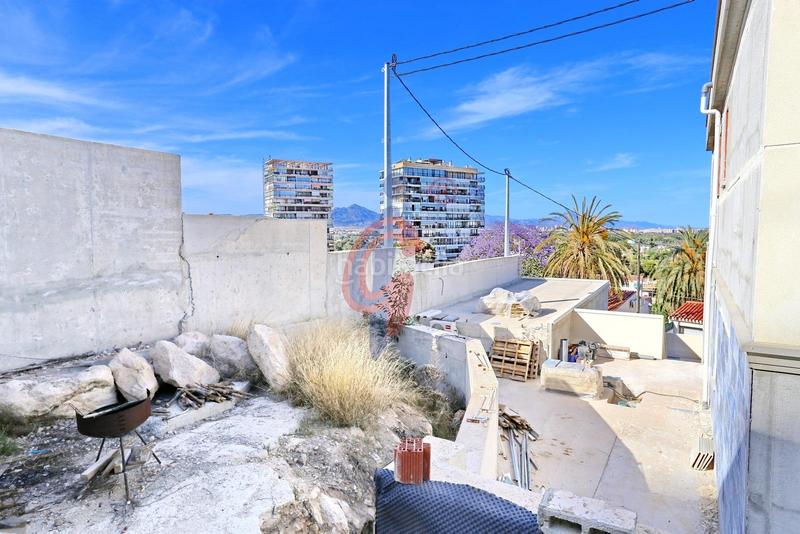 Foto fc232927-3b33-4787-8501-880a26e12b47. Chalet in calle sierra san julián 15 in Albufereta Alicante Foto fc232927-3b33-4787-8501-880a26e12b47. Chalet in calle sierra san julián 15 in Albufereta Alicante