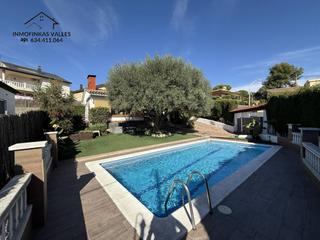 Maison  Nostris. Espectacular casa centrica con piscina ajardinada con reforma in Maison  Nostris. Espectacular casa centrica con piscina ajardinada con reforma in