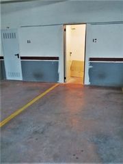 Autoparkplatz Calle de mariano benlliure Autoparkplatz Calle de mariano benlliure