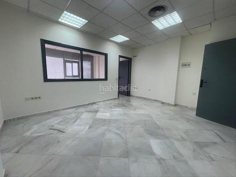 Foto e442022c-04d7-49ea-a4ad-448fc4c80055. Rent office space with heating in Pisa Mairena del Aljarafe Foto e442022c-04d7-49ea-a4ad-448fc4c80055. Rent office space with heating in Pisa Mairena del Aljarafe
