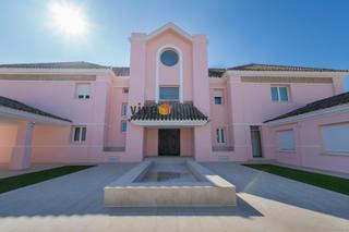 Xalet a Loreto. Espectacular casachalet nueva a estrenar en espartinas..!! Xalet a Loreto. Espectacular casachalet nueva a estrenar en espartinas..!!