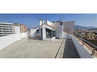 Attique à Puerto Deportivo. Ático de lujo con vistas panorámicas al mar y a la ciudad de fue Attique à Puerto Deportivo. Ático de lujo con vistas panorámicas al mar y a la ciudad de fue