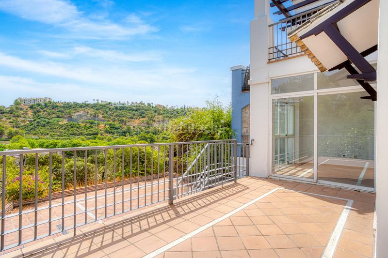 Foto 7365b069-17b4-45b7-a15c-41941469a5b7. Reihenhaus mit heizung parking pool in los arqueros - puerto del almendro Benahavís Foto 7365b069-17b4-45b7-a15c-41941469a5b7. Reihenhaus mit heizung parking pool in los arqueros - puerto del almendro Benahavís