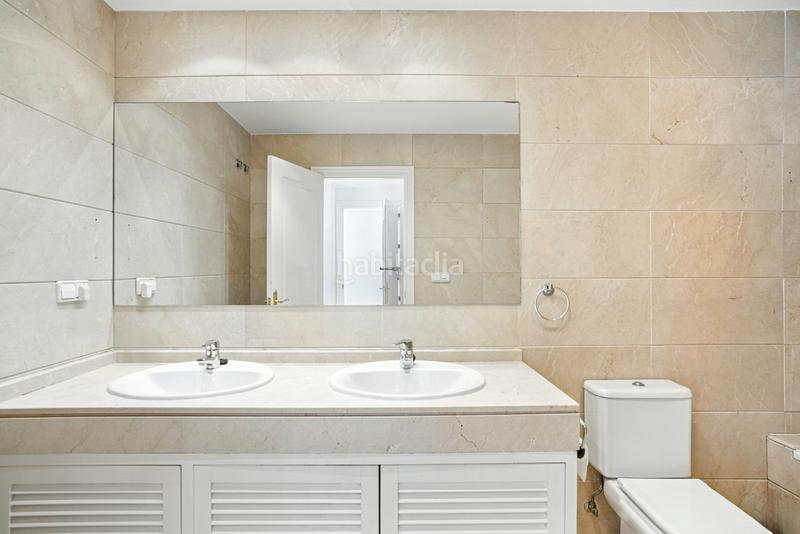 Foto 92ea420d-531b-412c-8b70-73fd626baab4. Reihenhaus mit heizung parking pool in los arqueros - puerto del almendro Benahavís Foto 92ea420d-531b-412c-8b70-73fd626baab4. Reihenhaus mit heizung parking pool in los arqueros - puerto del almendro Benahavís