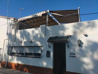 Casa adossada a Álora. Oportunidad en álora, málaga! casa de dos plantas con terraza y Casa adossada a Álora. Oportunidad en álora, málaga! casa de dos plantas con terraza y