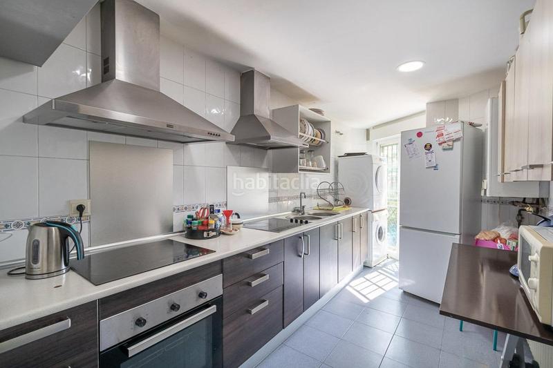 Foto 00cbde09-5ad0-4330-b33d-a2b87a103092. Pis amb calefacció aparcament a Bola de Oro Granada Foto 00cbde09-5ad0-4330-b33d-a2b87a103092. Pis amb calefacció aparcament a Bola de Oro Granada