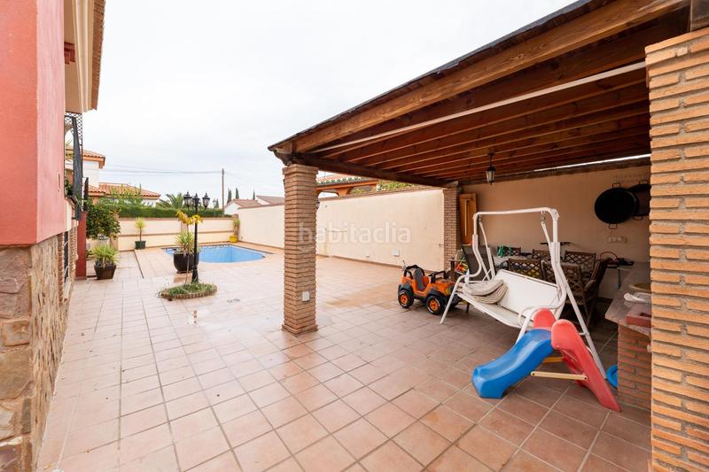 Foto 14a476ee-5e59-4b69-990b-52a33eac1209. Xalet amb calefacció aparcament piscina a Residencial Triana - Barrio Alto Gabias (Las) Foto 14a476ee-5e59-4b69-990b-52a33eac1209. Xalet amb calefacció aparcament piscina a Residencial Triana - Barrio Alto Gabias (Las)