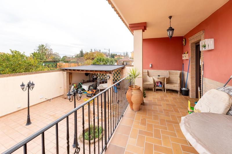 Foto 4d5558a8-d502-409a-b3b6-f30ee269af01. Xalet amb calefacció aparcament piscina a Residencial Triana - Barrio Alto Gabias (Las) Foto 4d5558a8-d502-409a-b3b6-f30ee269af01. Xalet amb calefacció aparcament piscina a Residencial Triana - Barrio Alto Gabias (Las)