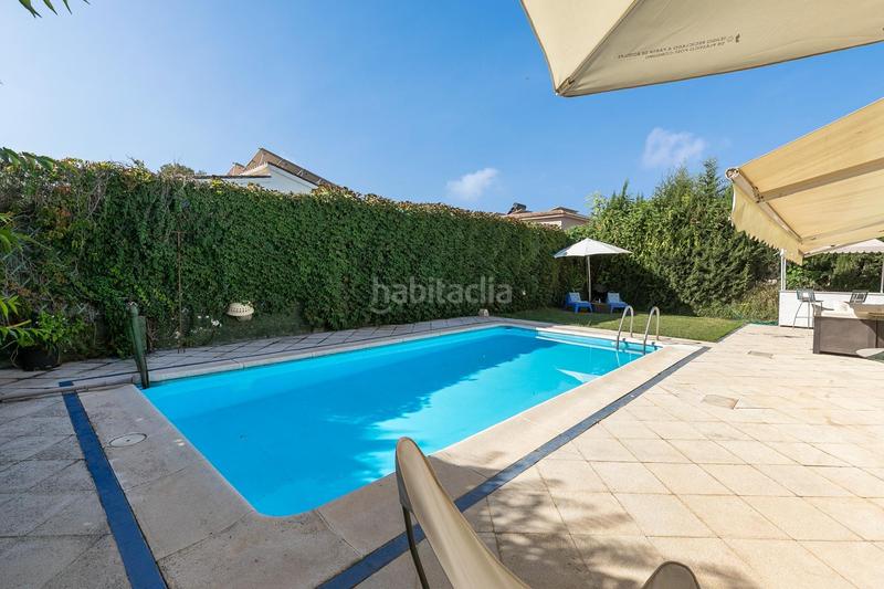 Foto 54431d1f-876b-4586-b977-a1f9a3dfb9ef. Chalet  con parcela y piscina en urbanización los chopos. en Gabias (Las) Foto 54431d1f-876b-4586-b977-a1f9a3dfb9ef. Chalet  con parcela y piscina en urbanización los chopos. en Gabias (Las)