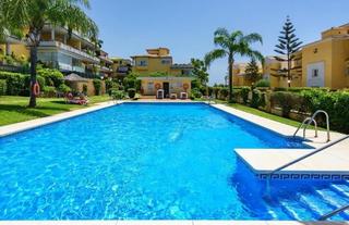 Apartament a Cabopino - Artola. Cabopino pisazo reformado, 3 dormitorios, 2 terrazas, piscina, Apartament a Cabopino - Artola. Cabopino pisazo reformado, 3 dormitorios, 2 terrazas, piscina,