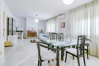 Maison à Purchil. Exclusiva casa en vegas del genil Maison à Purchil. Exclusiva casa en vegas del genil