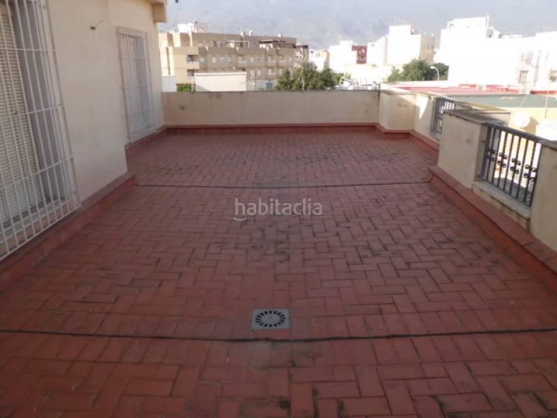 Foto 807975c9-0fe1-439d-8fd5-990e387ad77e. Casa adossada amb aparcament a Ejido centro Ejido (El) Foto 807975c9-0fe1-439d-8fd5-990e387ad77e. Casa adossada amb aparcament a Ejido centro Ejido (El)